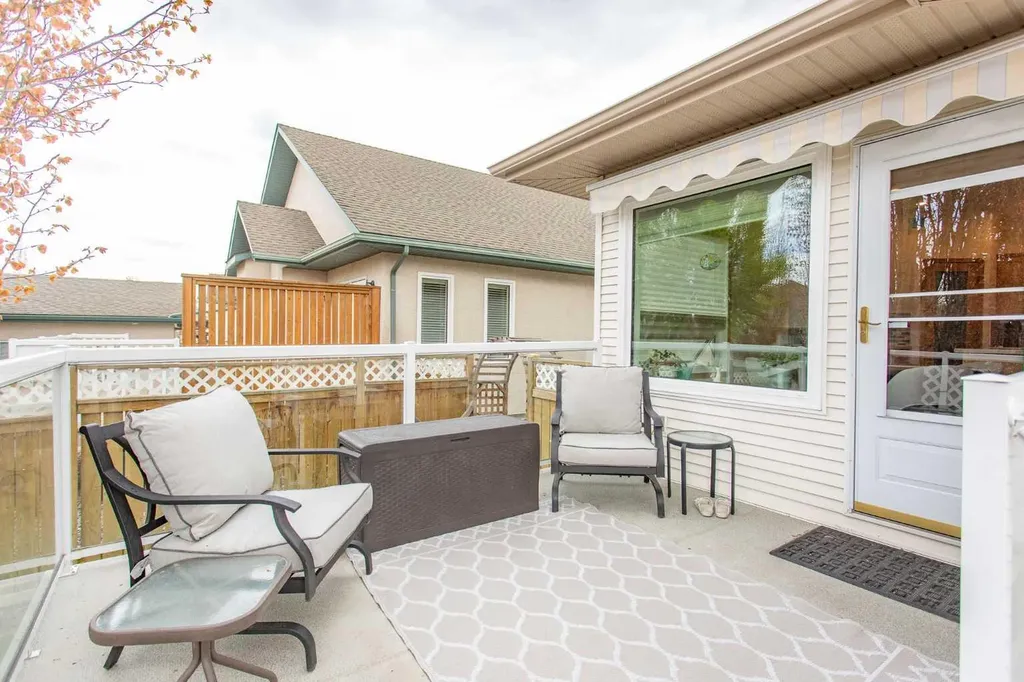 6 Adair Avenue Red Deer AB T4R3B2
