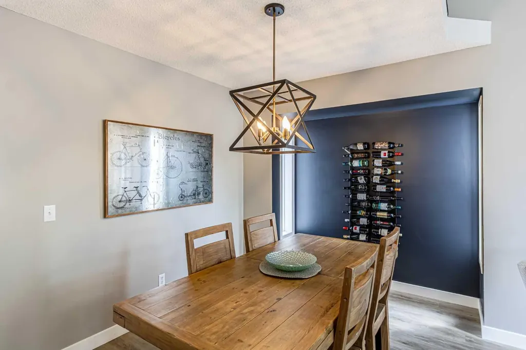 79 West Lakeview Passage Chestermere AB T1X 1E7