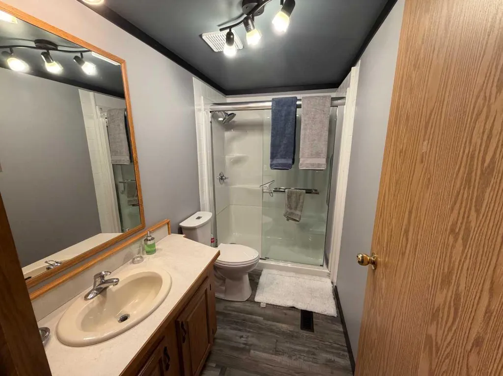 2923 31 Avenue S Lethbridge AB T1K 6S6