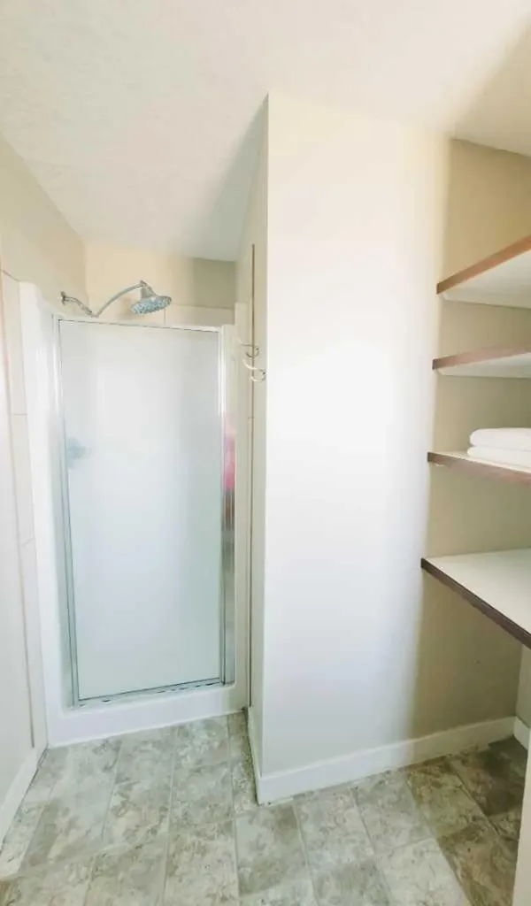 5007B 46 Street Stettler AB T4K 1A7