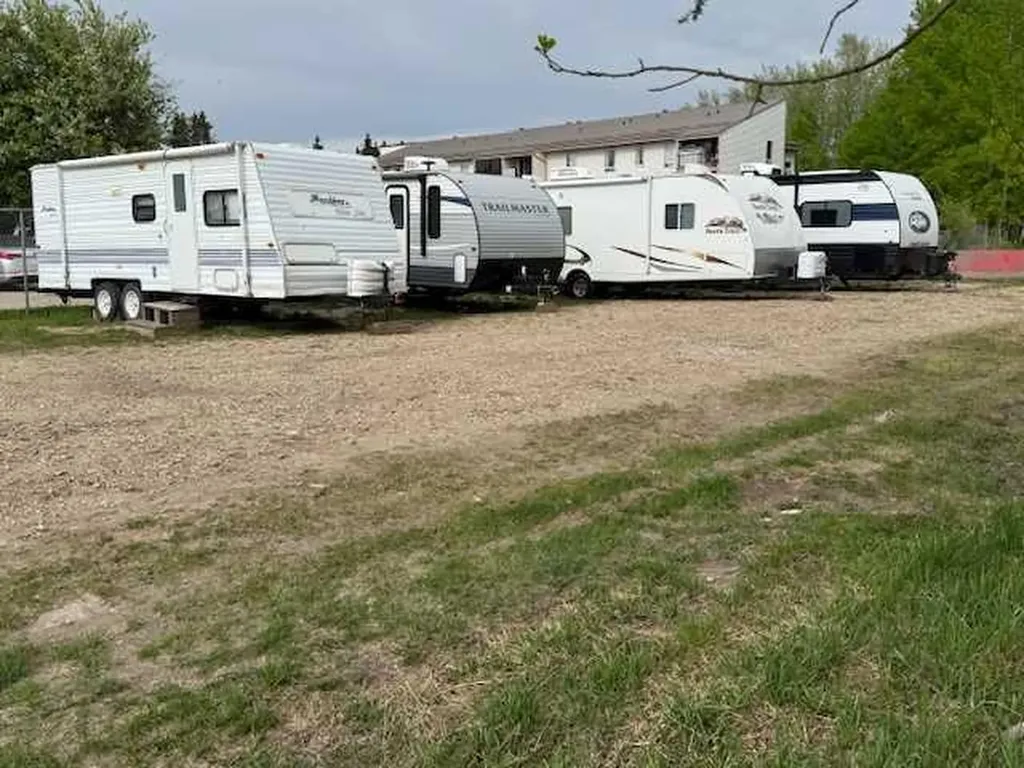 4114 Ny Whitecourt AB T7S 1M6