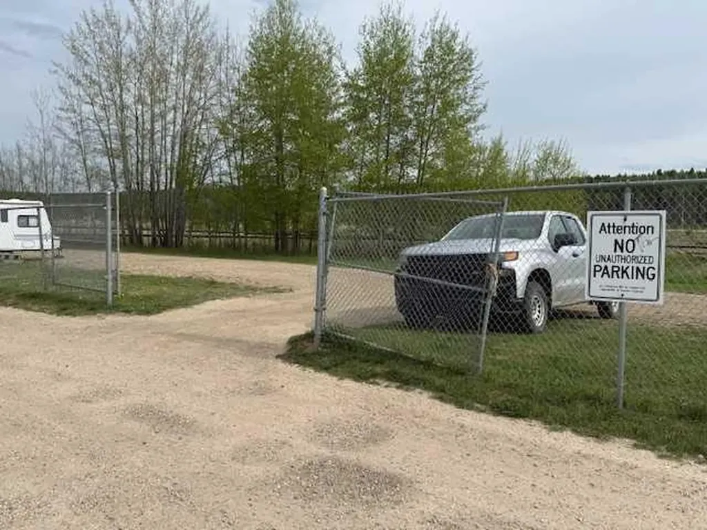 4114 Ny Whitecourt AB T7S 1M6