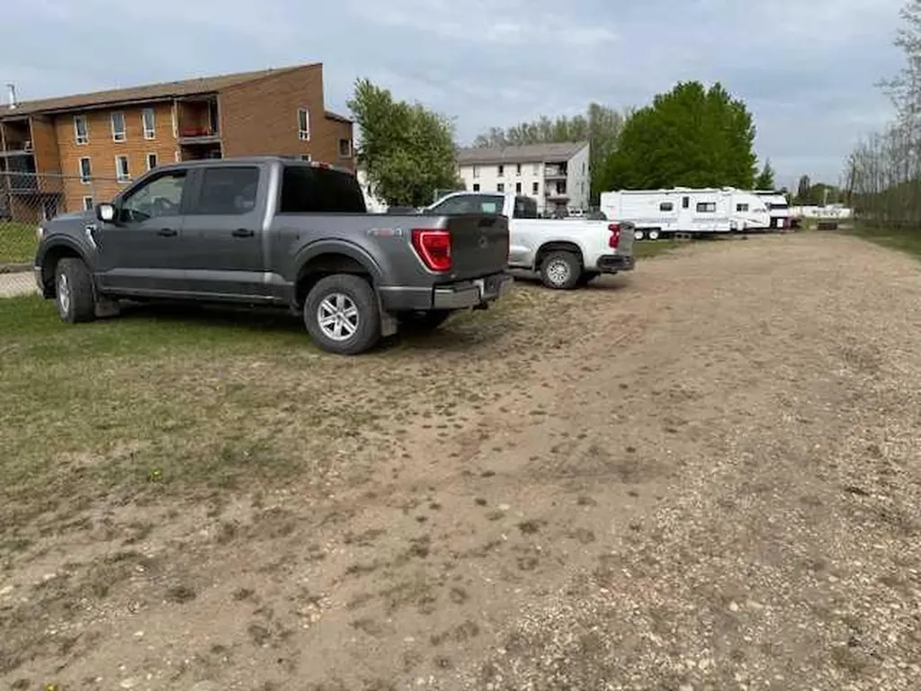 4114 Ny Whitecourt AB T7S 1M6