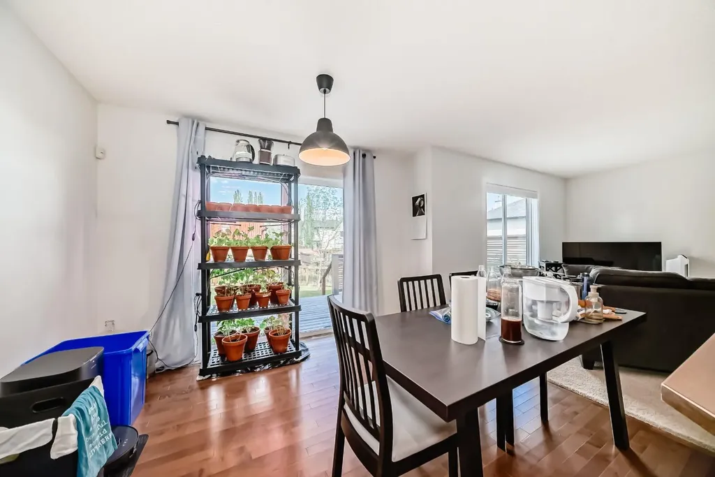 799 Tuscany Drive NW Calgary AB T3L 3A4