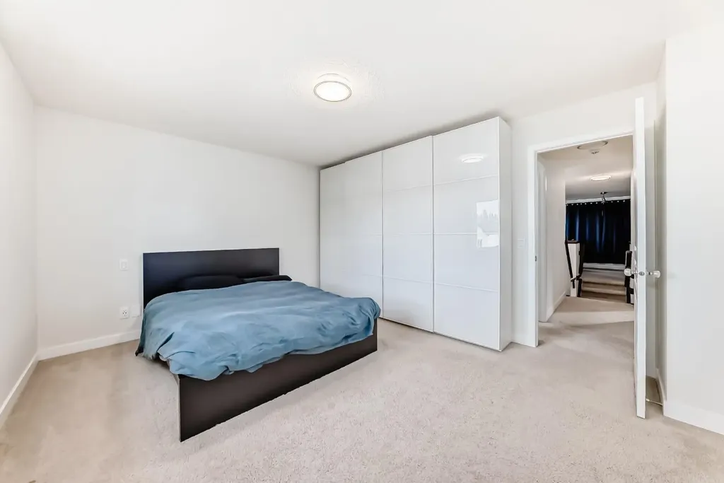 799 Tuscany Drive NW Calgary AB T3L 3A4