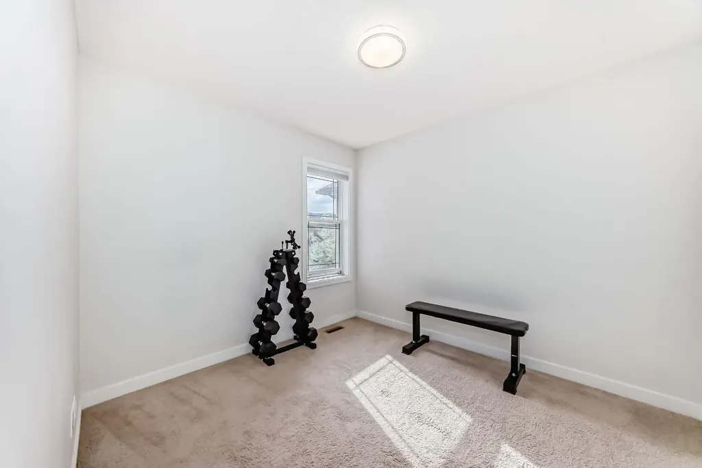 799 Tuscany Drive NW Calgary AB T3L 3A4