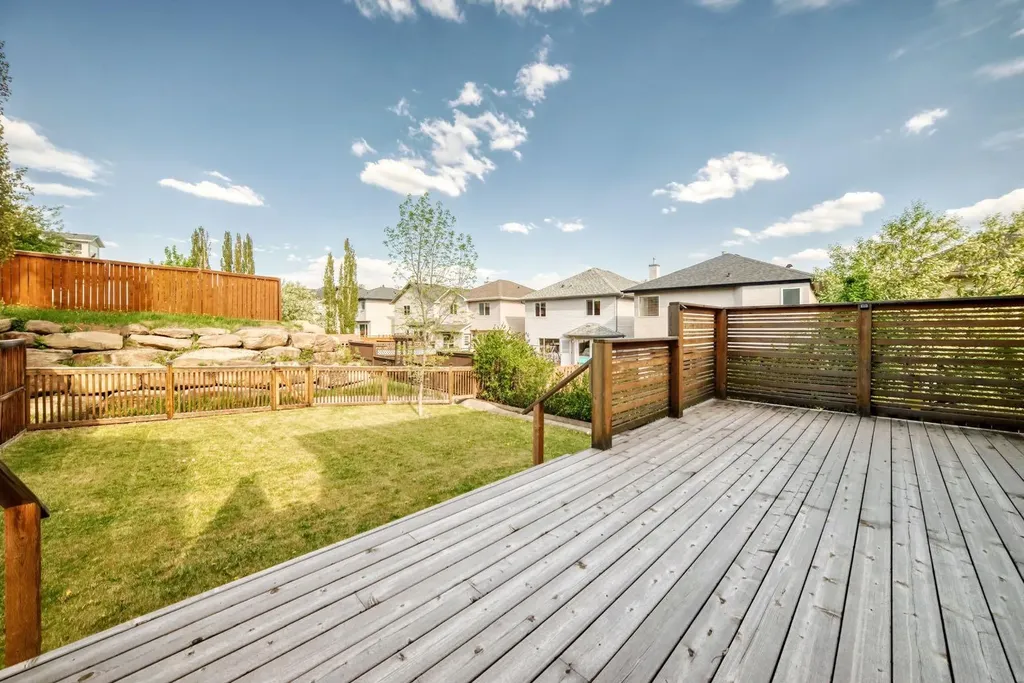 799 Tuscany Drive NW Calgary AB T3L 3A4