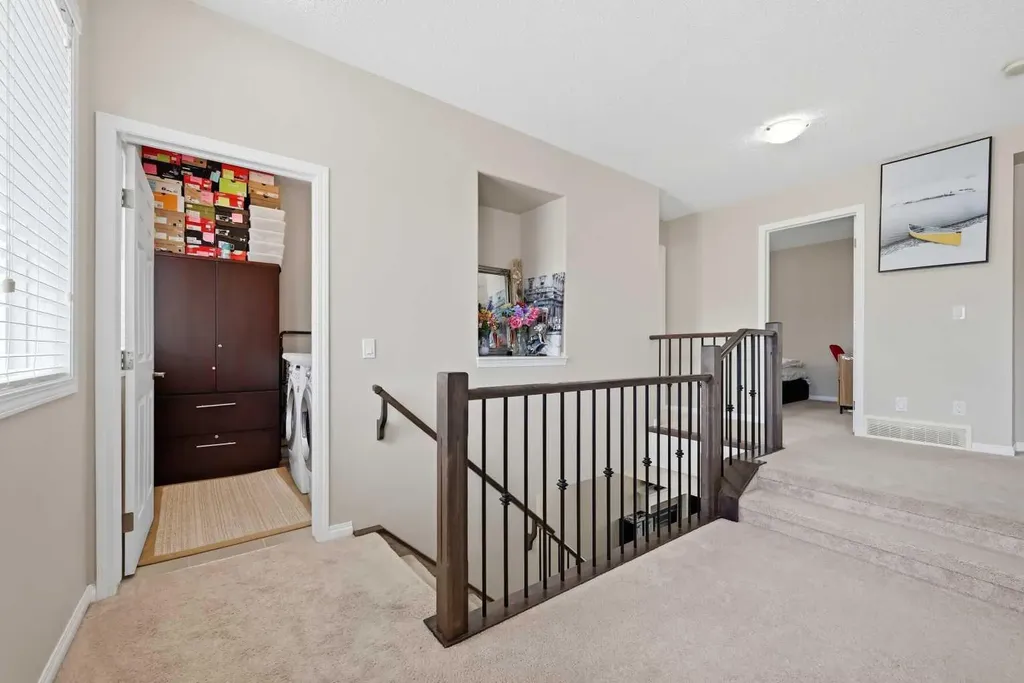 146 Windwood Grove SW Airdrie AB T4B 3S8
