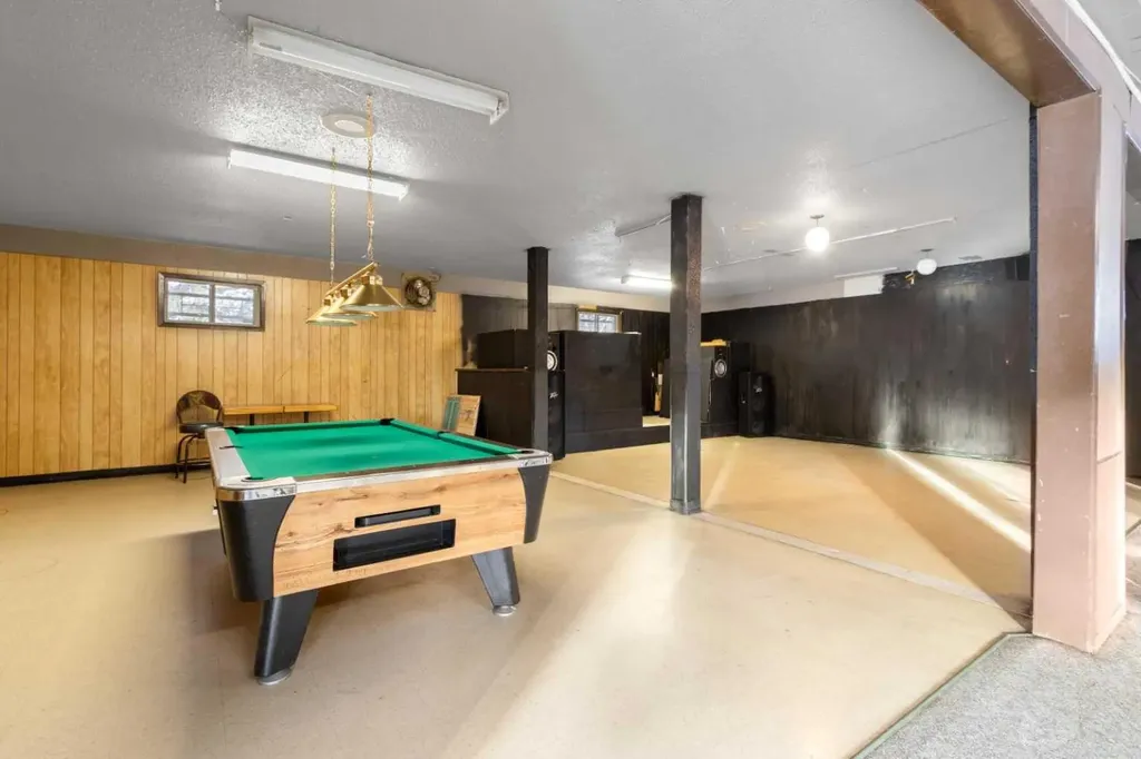 4907 51 Street Breton AB T0C 0P0