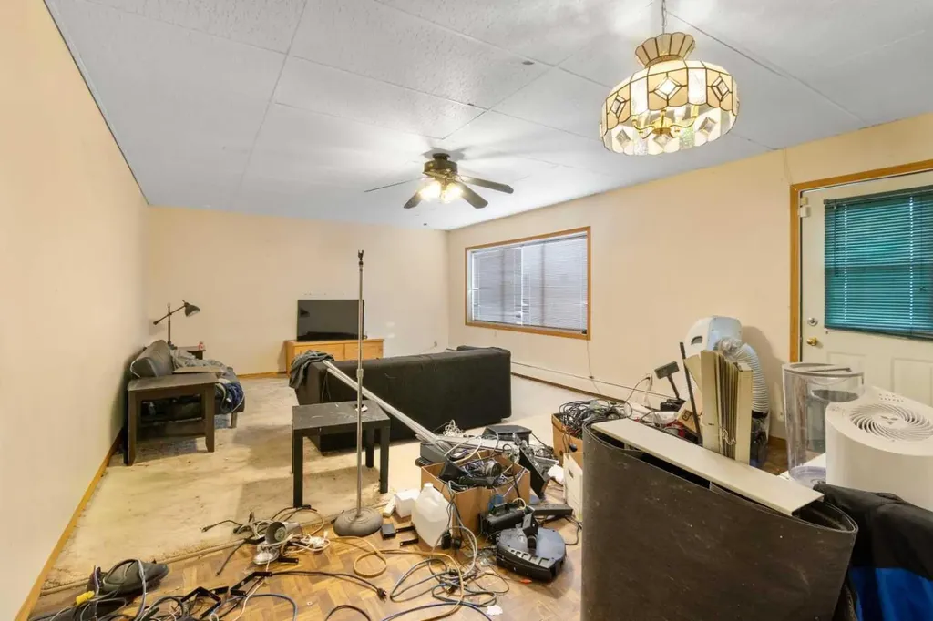 4907 51 Street Breton AB T0C 0P0