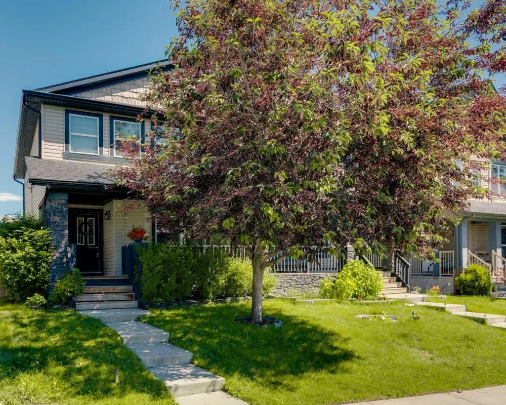 91 Panora Square NW Calgary AB T3K 0R3