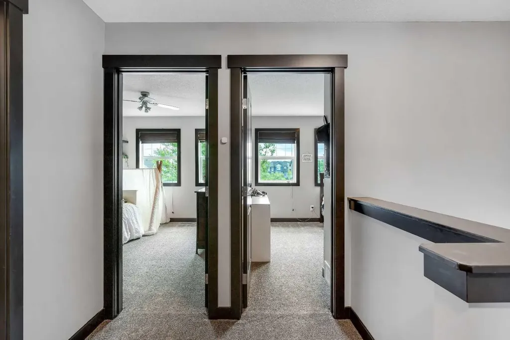 91 Panora Square NW Calgary AB T3K 0R3