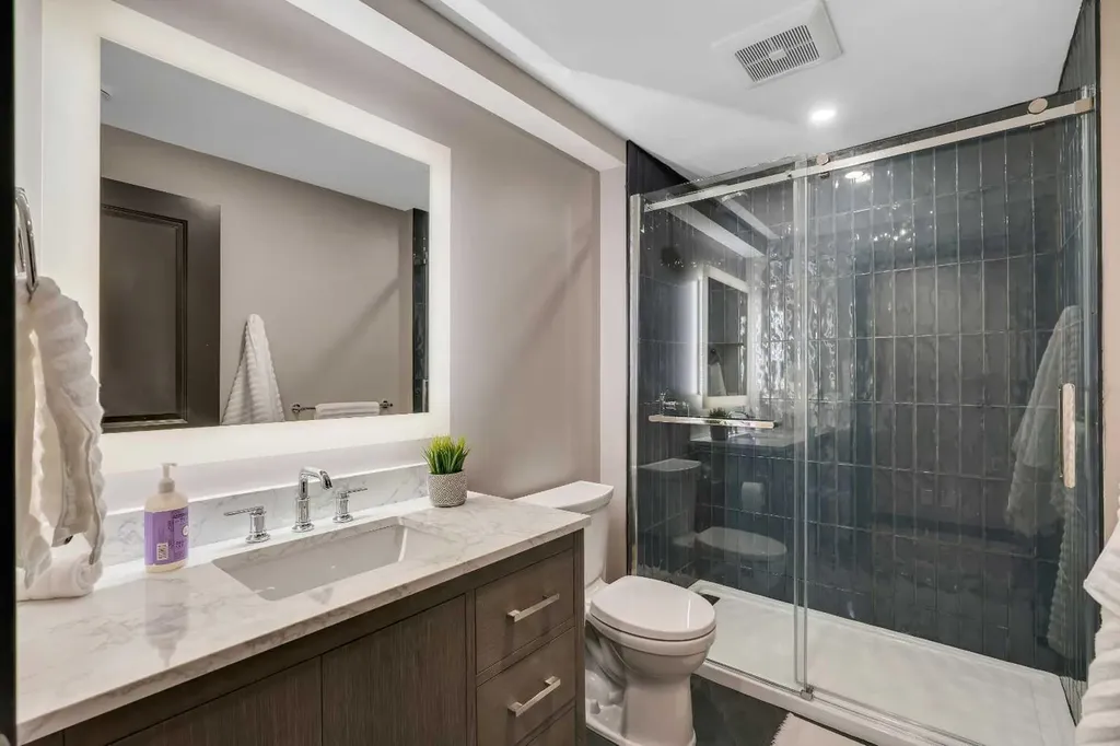 91 Panora Square NW Calgary AB T3K 0R3