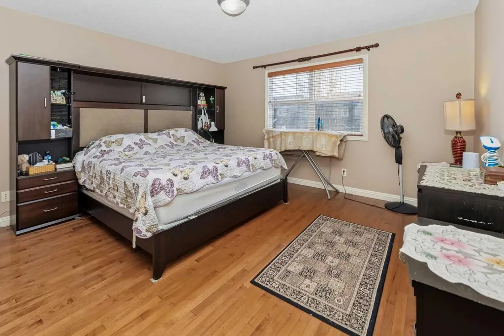 50 Panamount View NW Calgary AB T3K 0A6