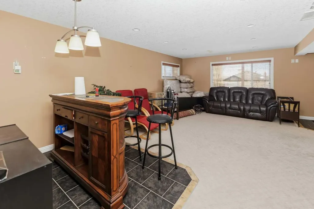 50 Panamount View NW Calgary AB T3K 0A6