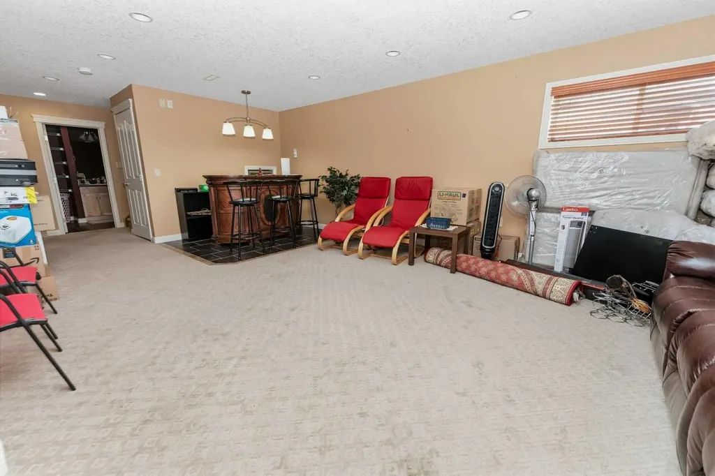 50 Panamount View NW Calgary AB T3K 0A6