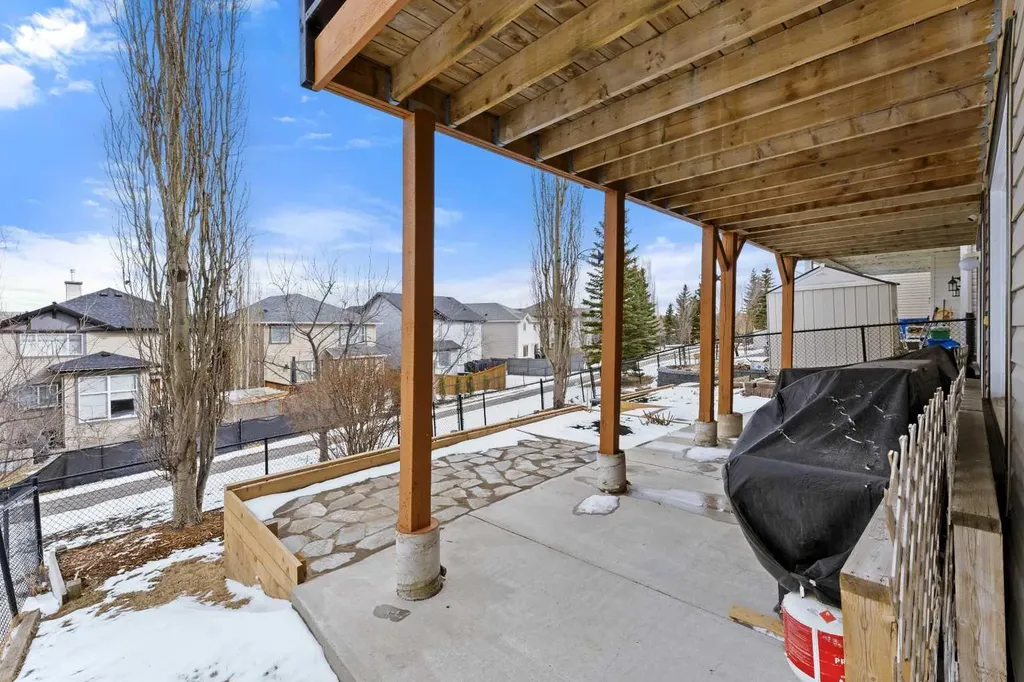50 Panamount View NW Calgary AB T3K 0A6