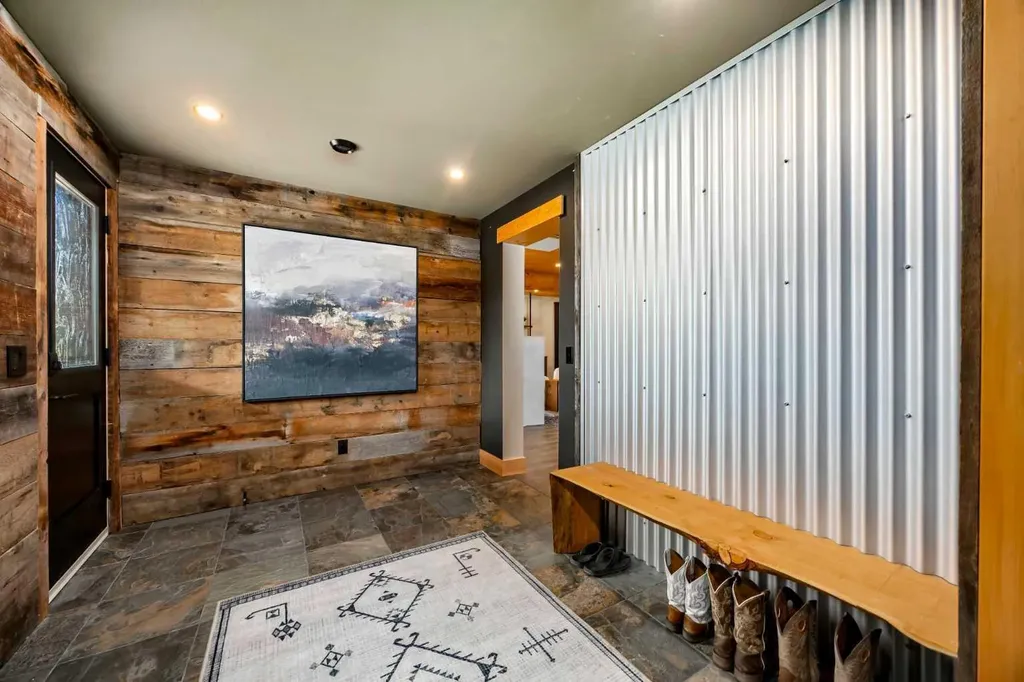 162104 376 Street W Rural Foothills County AB T3Z 3R3