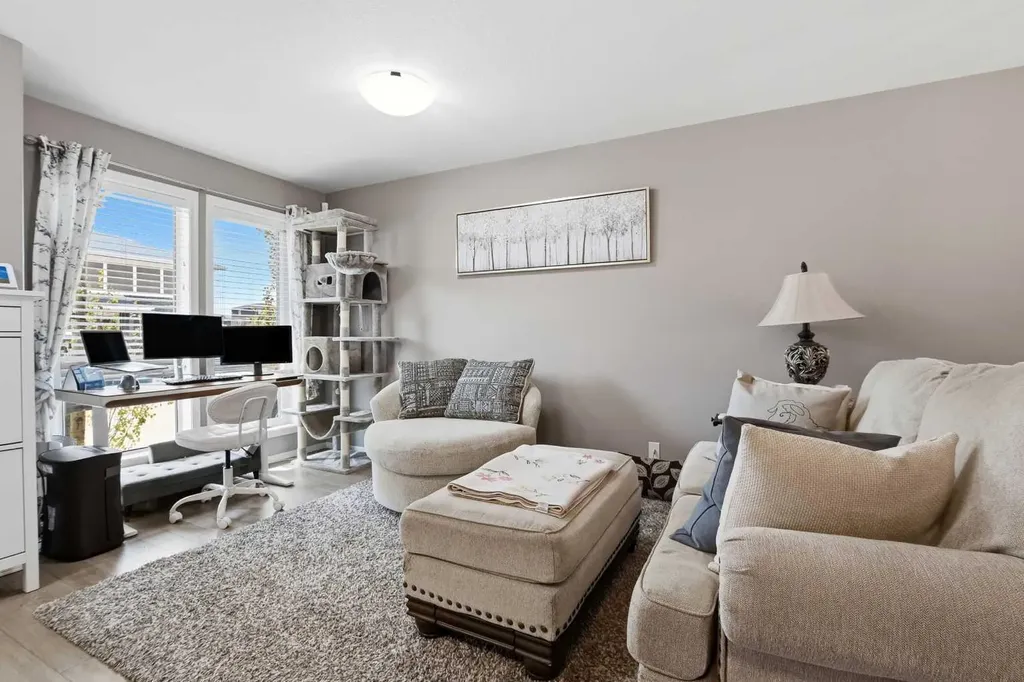 339 Viscount Drive Red Deer AB T4R 0S2