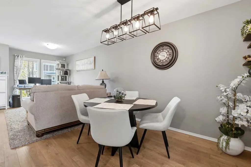 339 Viscount Drive Red Deer AB T4R 0S2