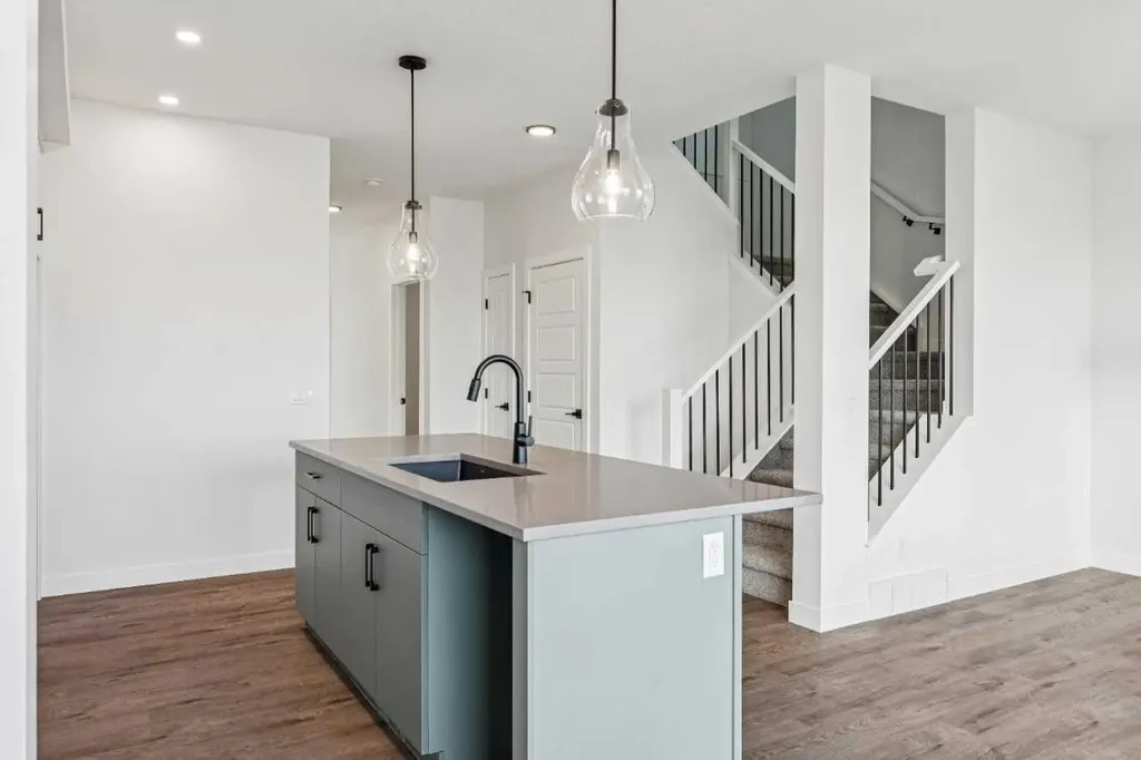 206 Sora Way SE Calgary AB T3S0V5