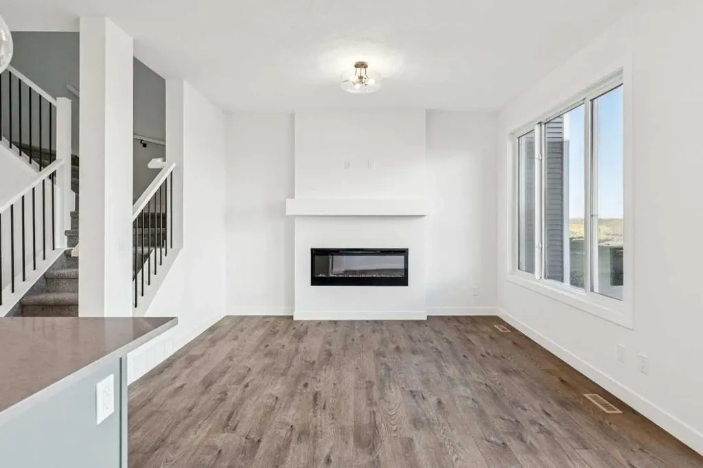 206 Sora Way SE Calgary AB T3S0V5