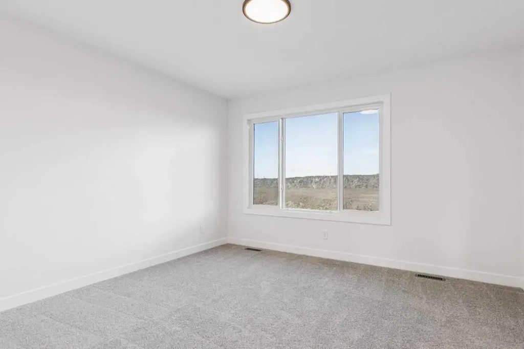 206 Sora Way SE Calgary AB T3S0V5