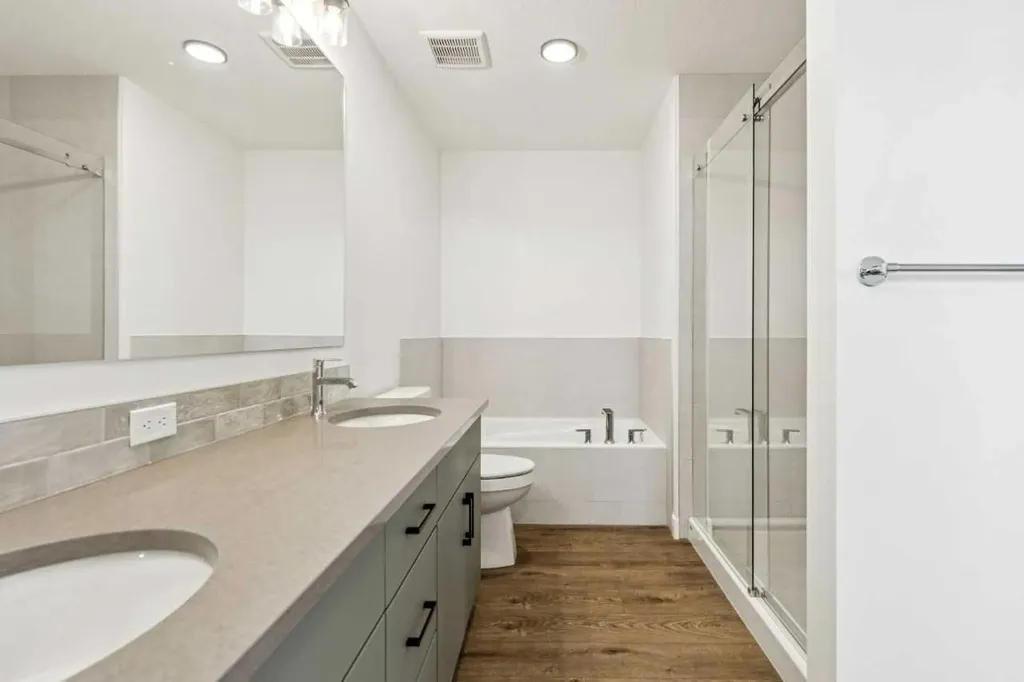 206 Sora Way SE Calgary AB T3S0V5