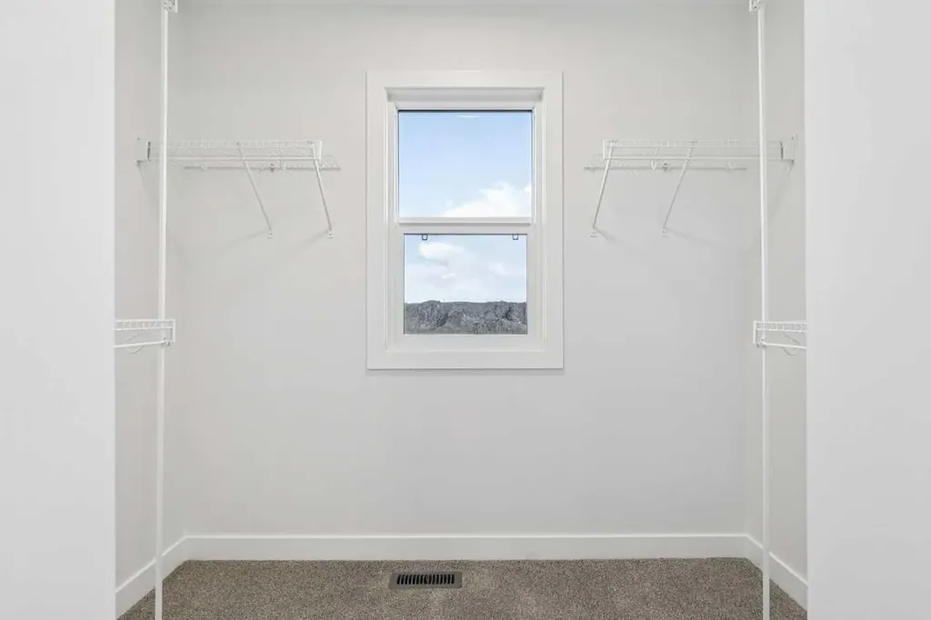 206 Sora Way SE Calgary AB T3S0V5