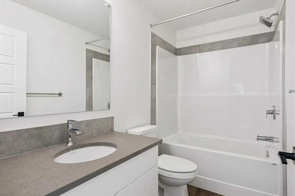 206 Sora Way SE Calgary AB T3S0V5