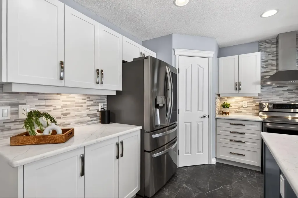 2063 Sagewood Rise SW Airdrie AB T4B 3N2
