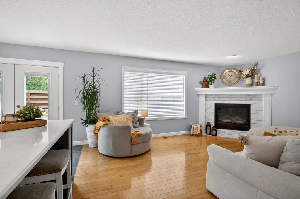 2063 Sagewood Rise SW Airdrie AB T4B 3N2