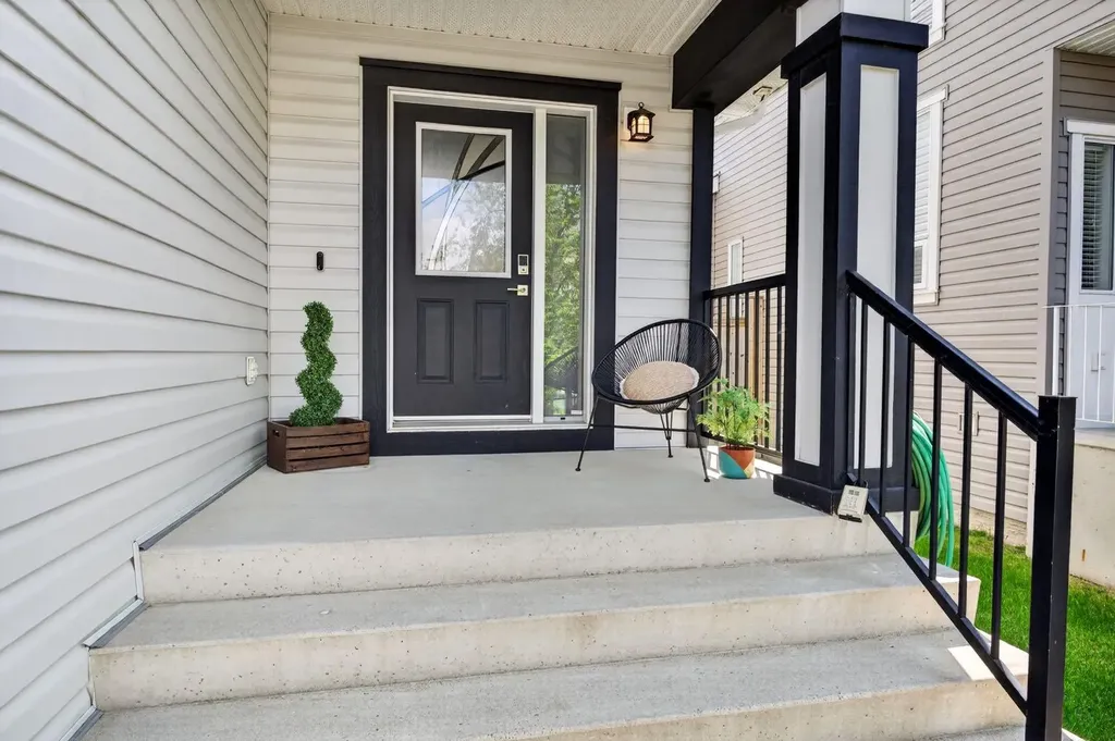 2063 Sagewood Rise SW Airdrie AB T4B 3N2