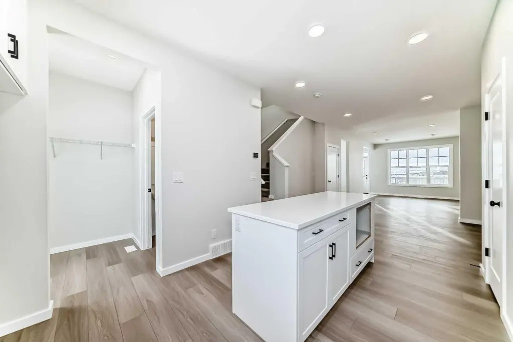 36 Savanna Place NE Calgary AB T3J 5P8