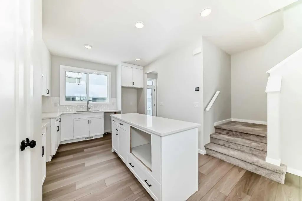 36 Savanna Place NE Calgary AB T3J 5P8