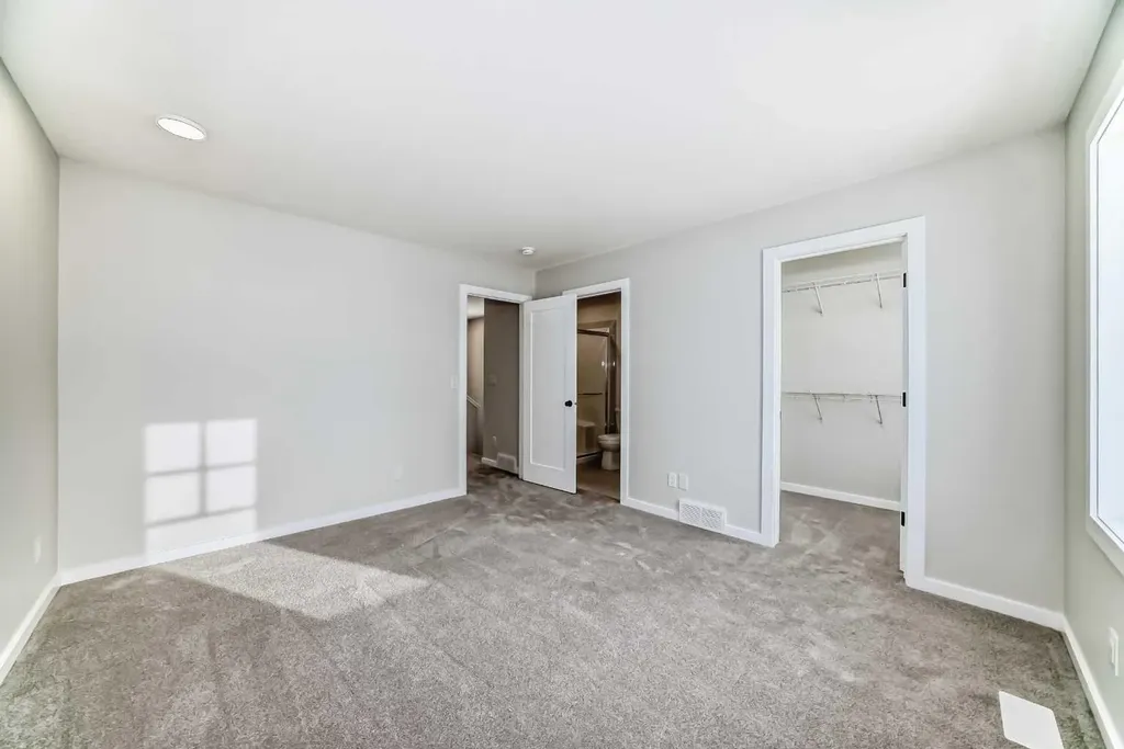 36 Savanna Place NE Calgary AB T3J 5P8