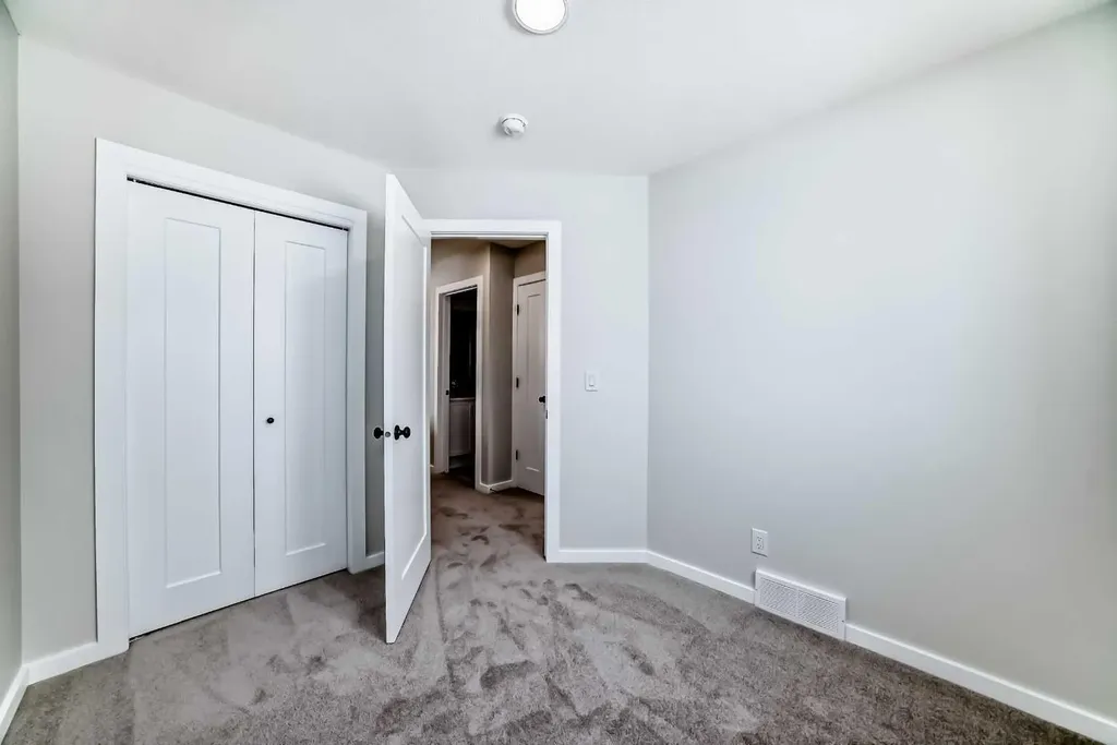 36 Savanna Place NE Calgary AB T3J 5P8