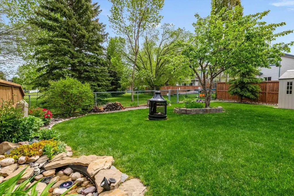 12 Chaparral Crescent SE Calgary AB T2X 3K7