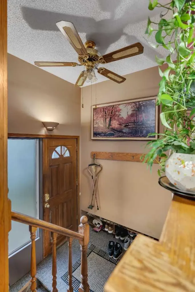 3027 Brentwood Boulevard NW Calgary AB T2L 1J6