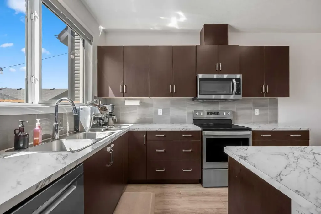 149 Belmont Boulevard SW Calgary AB T2X 4W2
