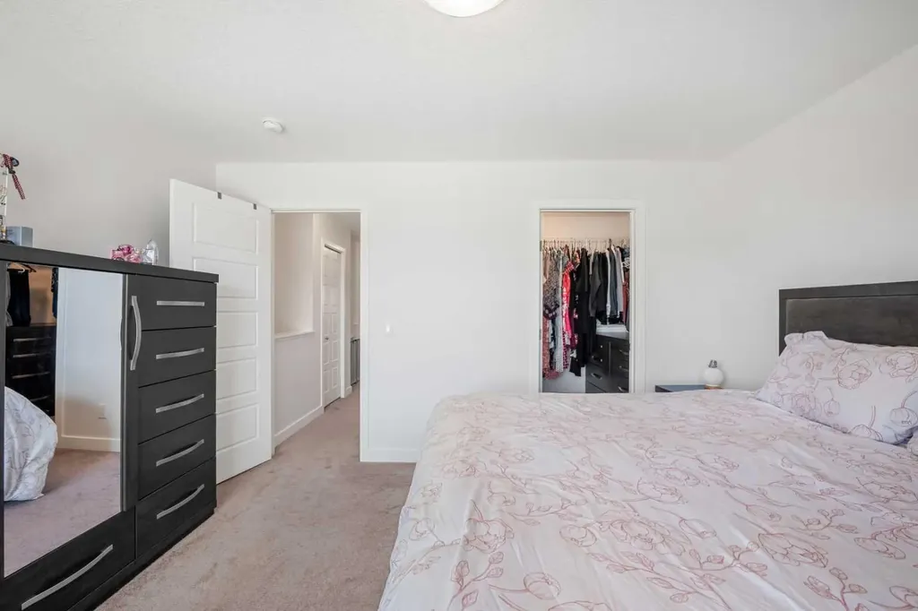 149 Belmont Boulevard SW Calgary AB T2X 4W2