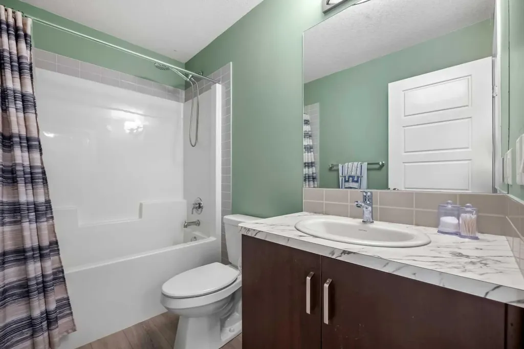 149 Belmont Boulevard SW Calgary AB T2X 4W2