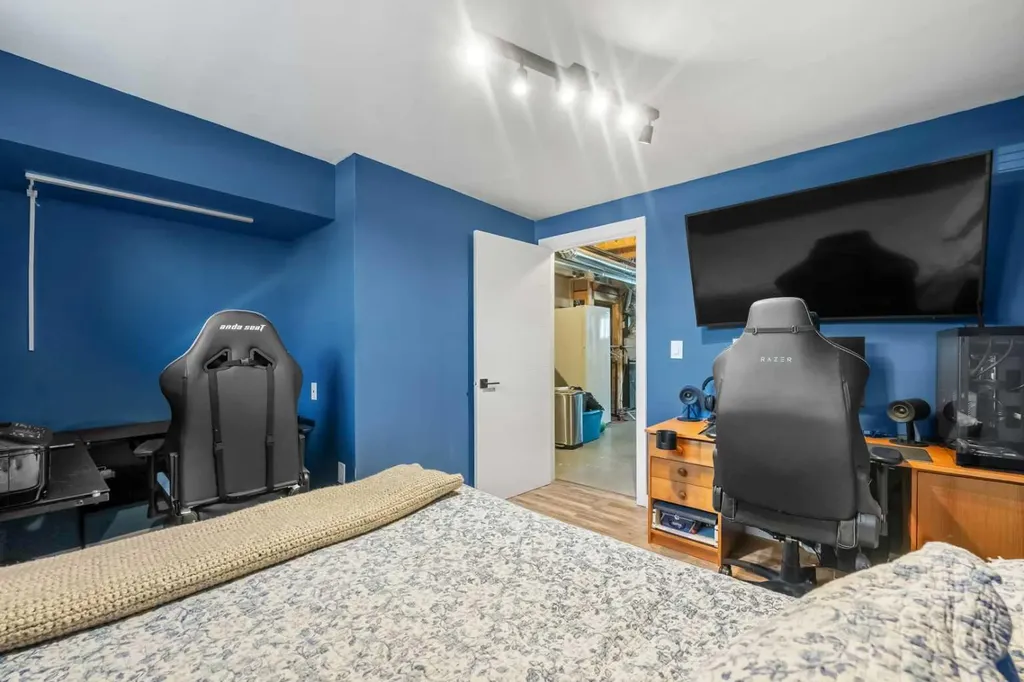 149 Belmont Boulevard SW Calgary AB T2X 4W2