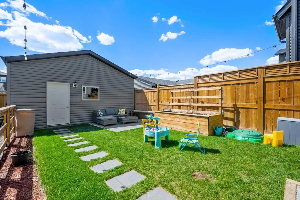 149 Belmont Boulevard SW Calgary AB T2X 4W2