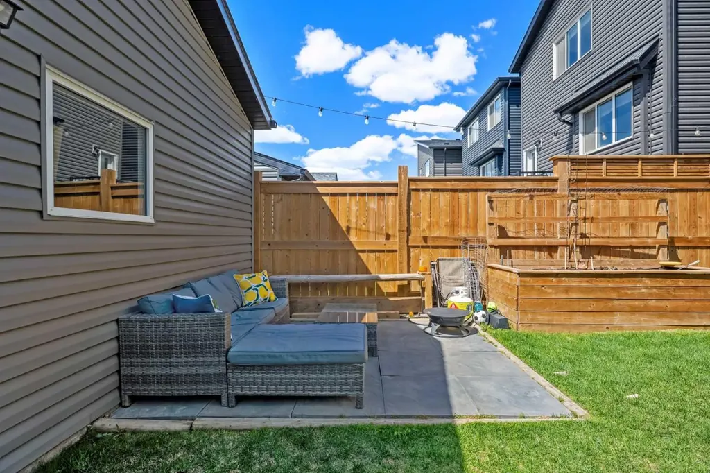 149 Belmont Boulevard SW Calgary AB T2X 4W2