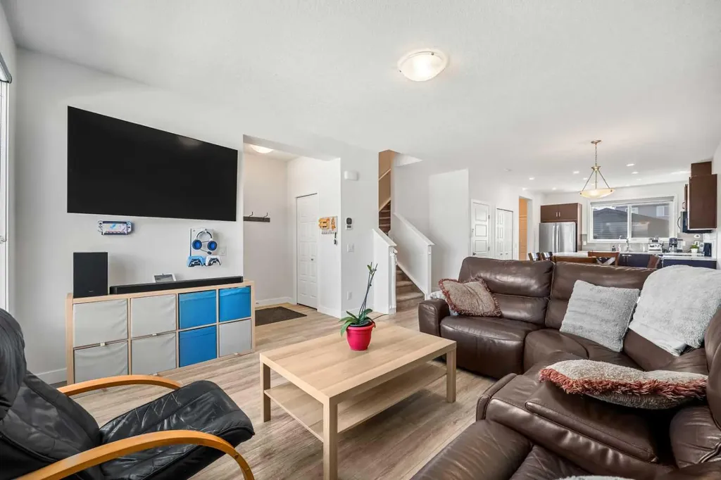 149 Belmont Boulevard SW Calgary AB T2X 4W2