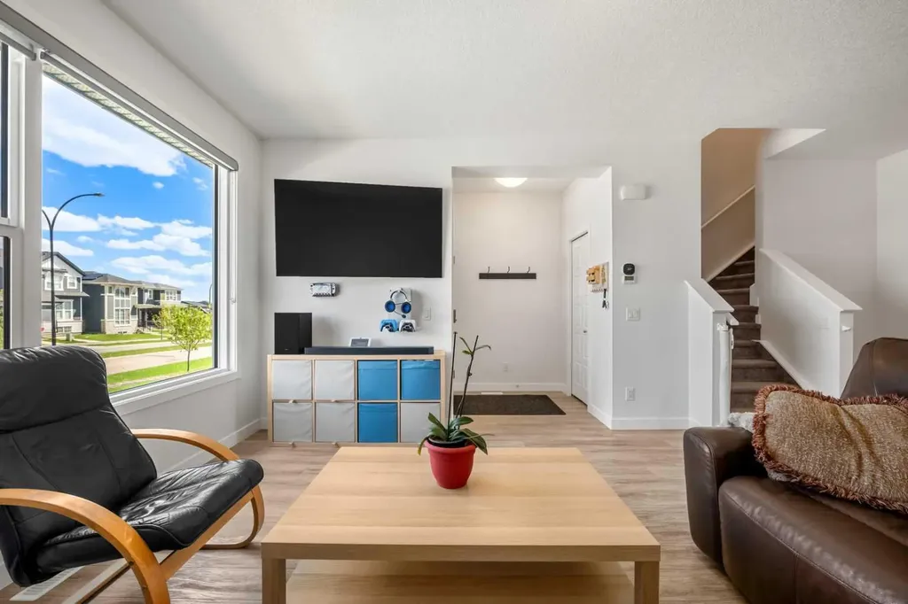 149 Belmont Boulevard SW Calgary AB T2X 4W2