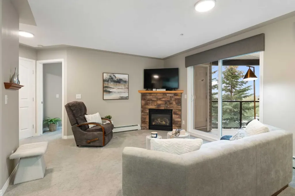 369 Rocky Vista Park NW Calgary AB T3G 5K7