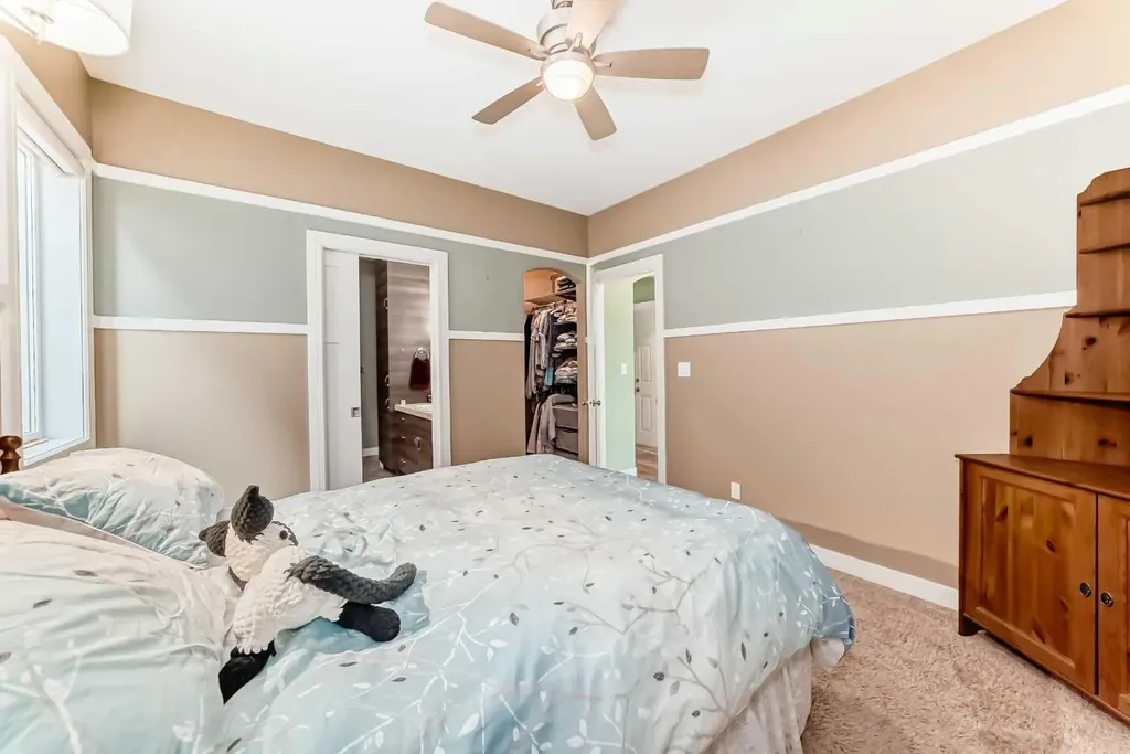 12 Beardsley Crescent Lacombe AB T4L 0G4