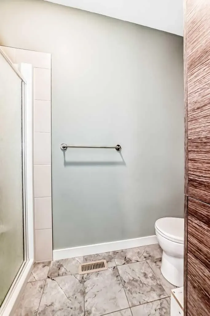 12 Beardsley Crescent Lacombe AB T4L 0G4